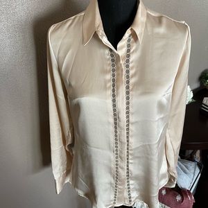 Express Buton Down Top